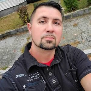 Meet your Posher, Eric